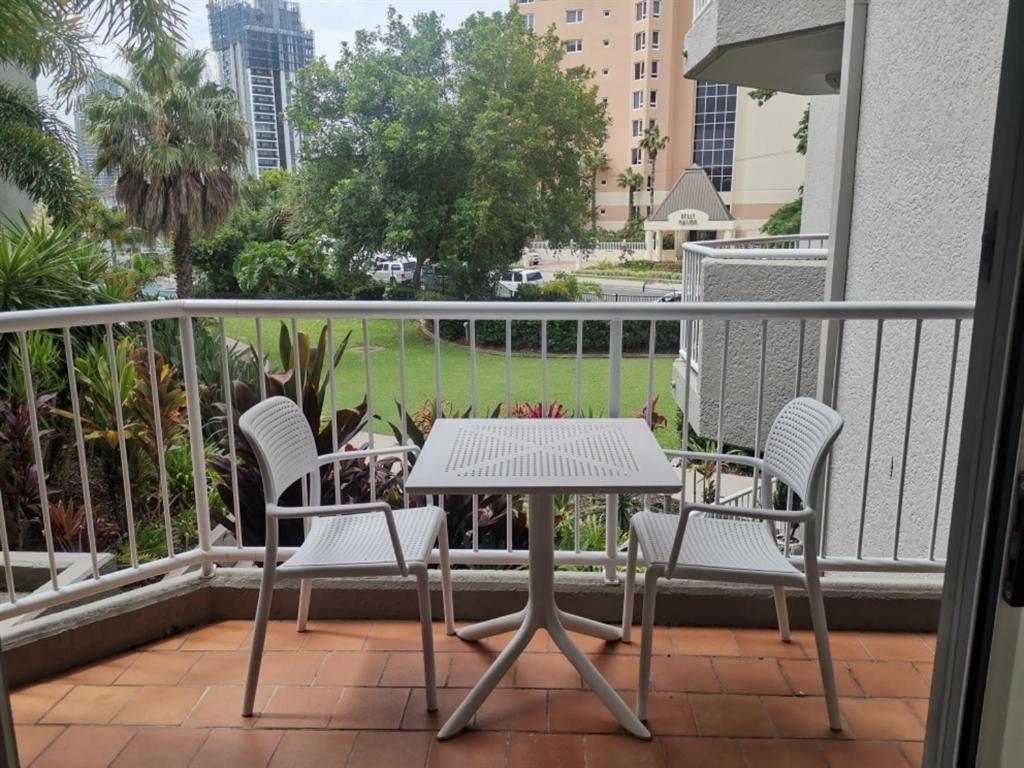 Cha Private Apts Markham Court * Gold Coast